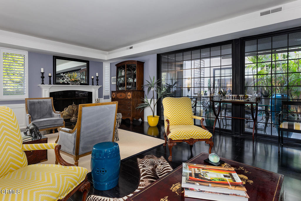 900 S Orange Grove Boulevard B