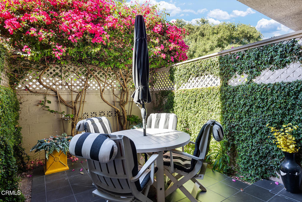 900 S Orange Grove Boulevard B