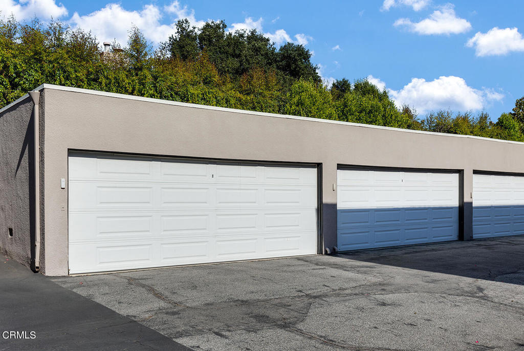 900 S Orange Grove Boulevard B