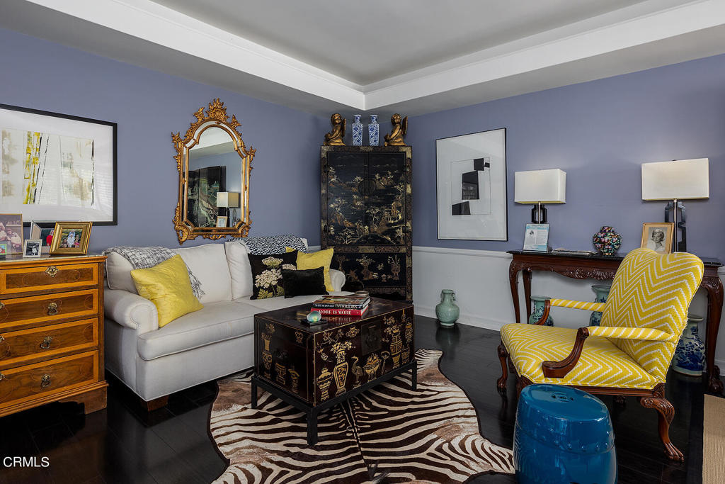 900 S Orange Grove Boulevard B