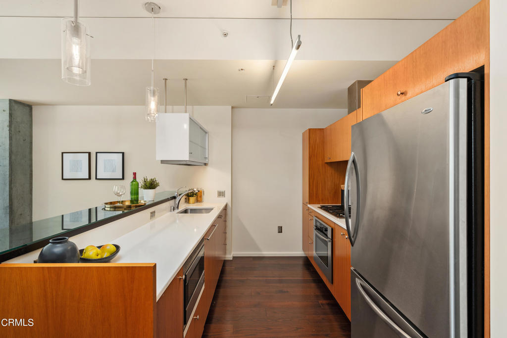 1155 S Grand Avenue 914