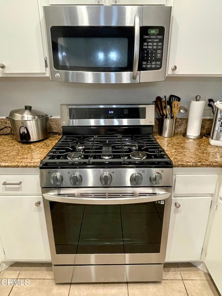 221 S Oak Knoll Avenue 304