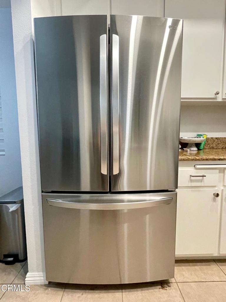 221 S Oak Knoll Avenue 304