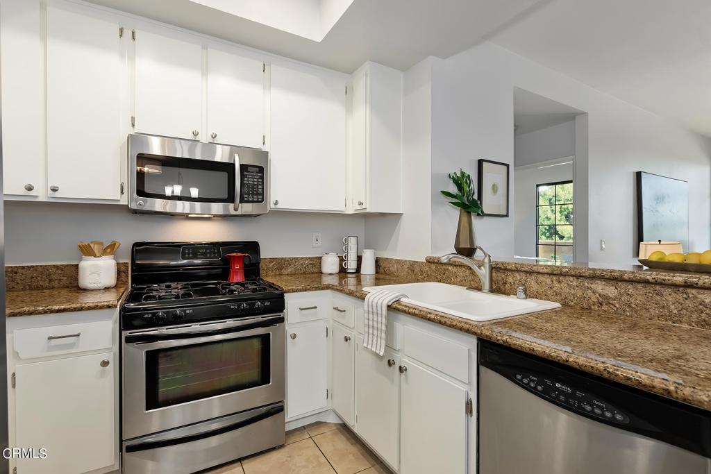 221 S Oak Knoll Avenue 304