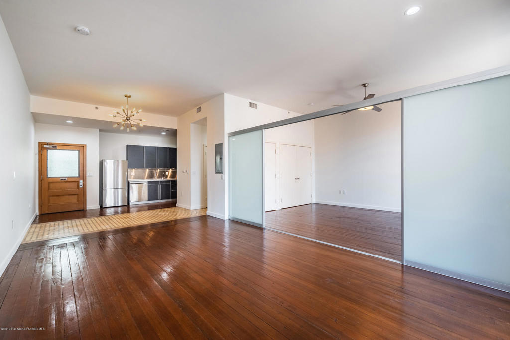 257 S Spring Street 4K