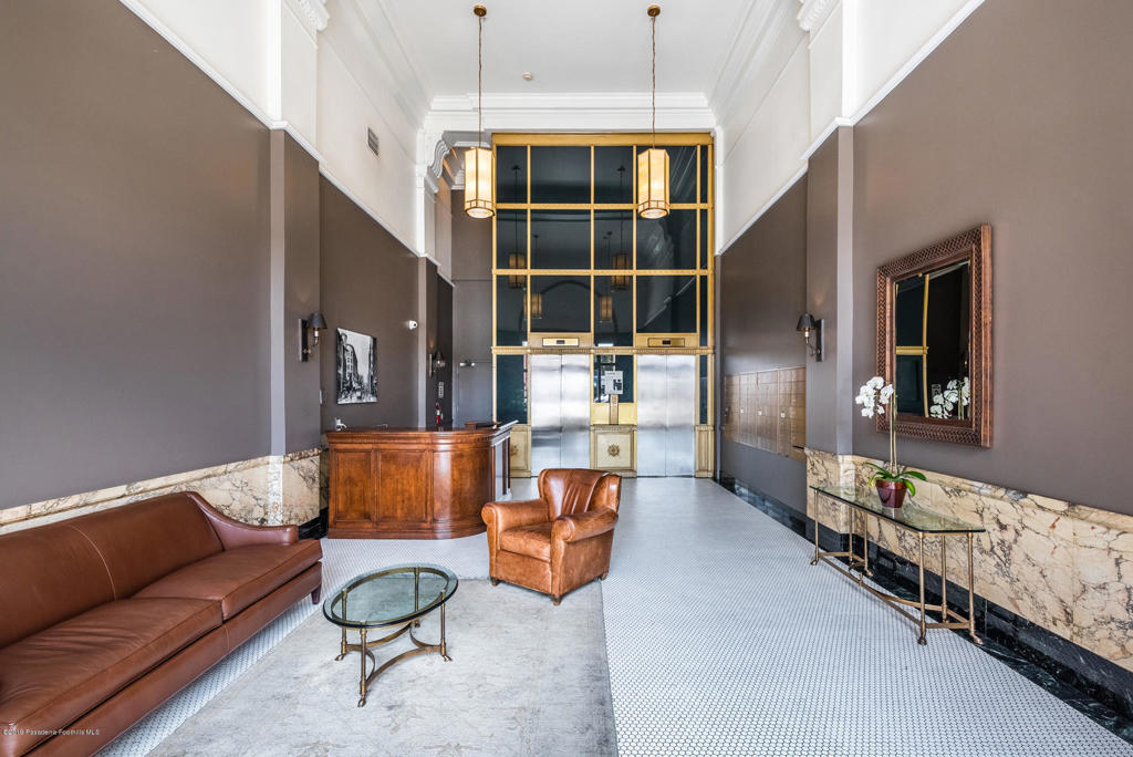 257 S Spring Street 4K