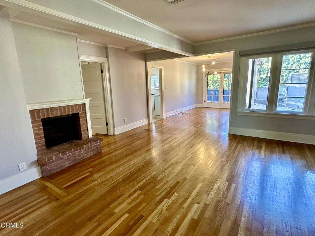 1916 Huntington Drive