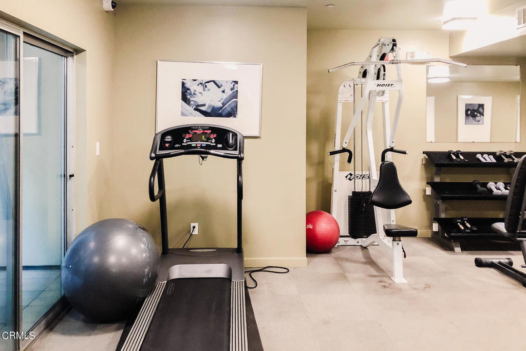 159 W Green Street 307A