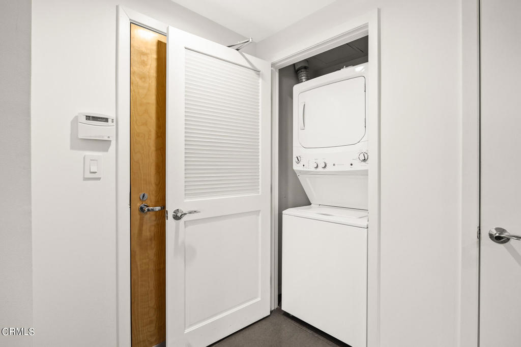 159 W Green Street 307A