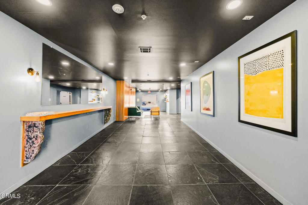 159 W Green Street 307A