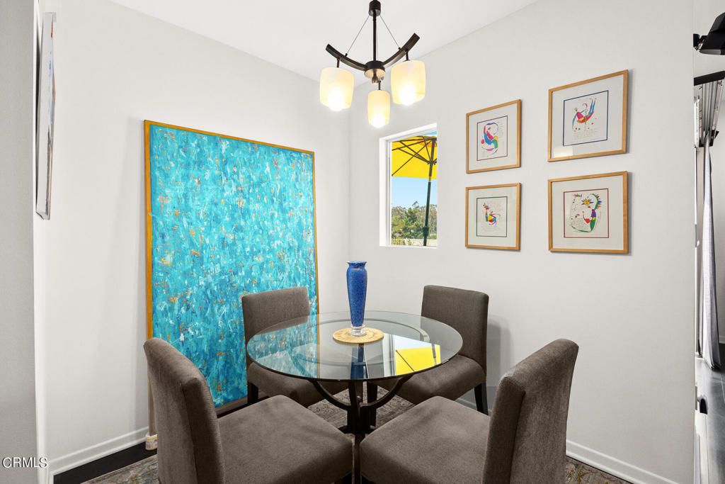 159 W Green Street 307A