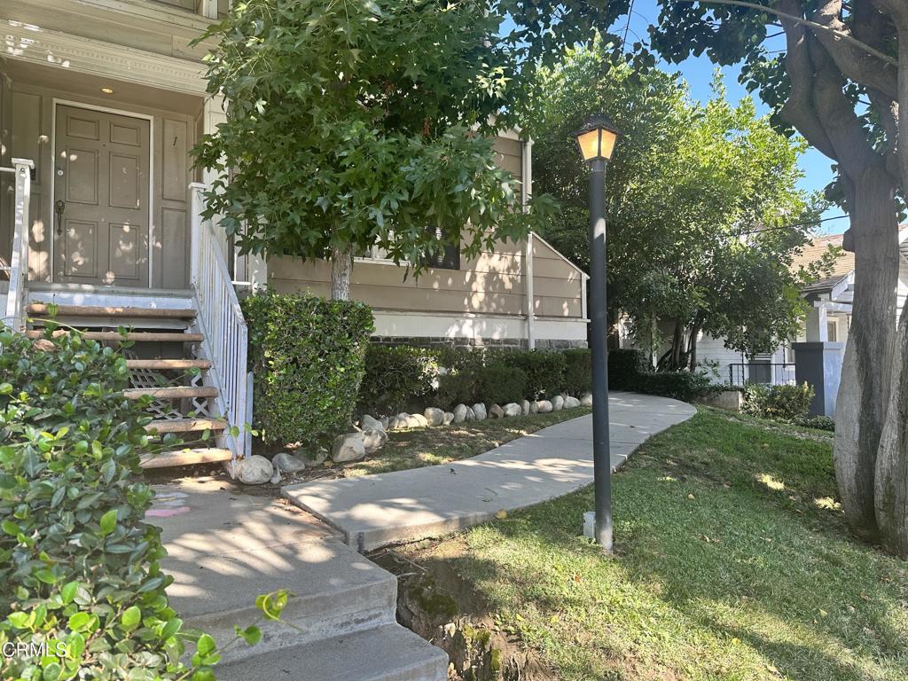 154 N Meridith Avenue 2