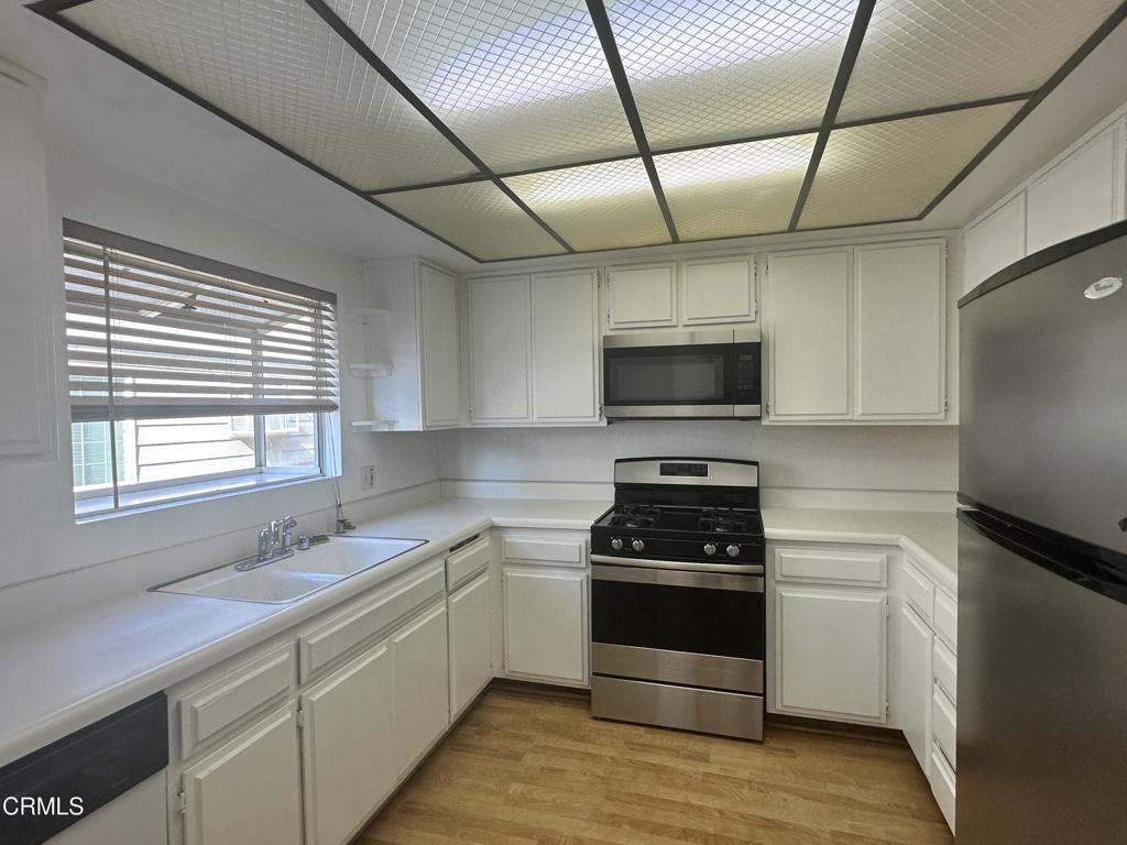 154 N Meridith Avenue 2