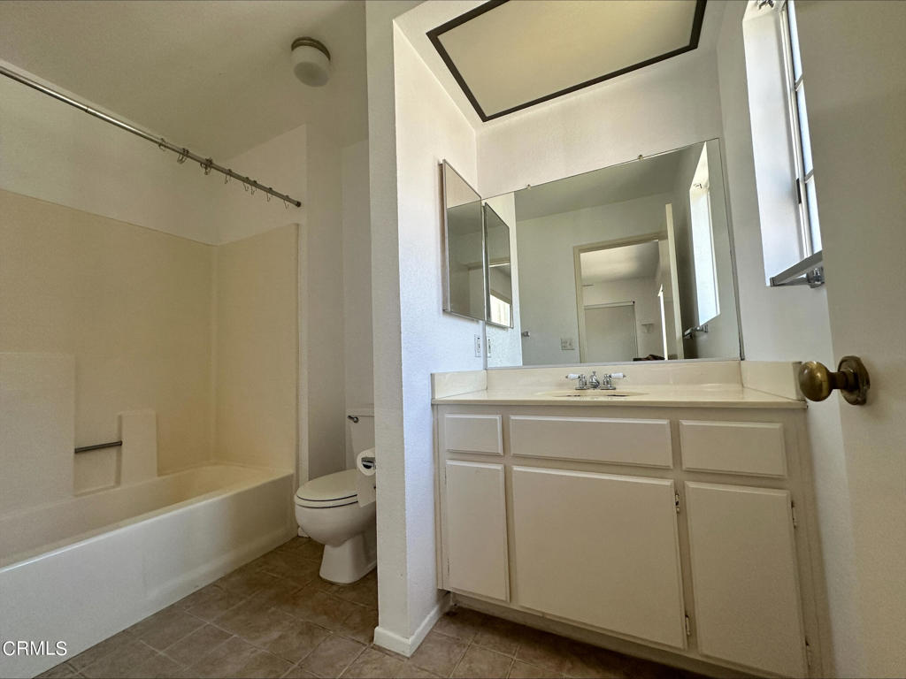 154 N Meridith Avenue 2