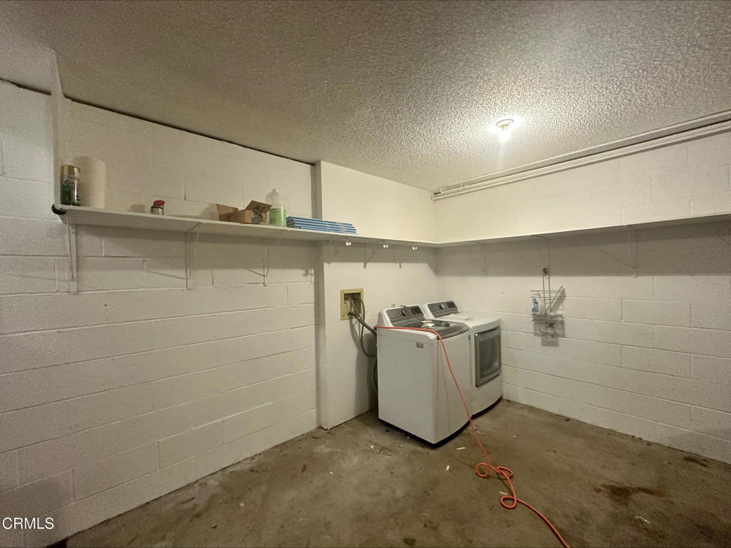 154 N Meridith Avenue 2