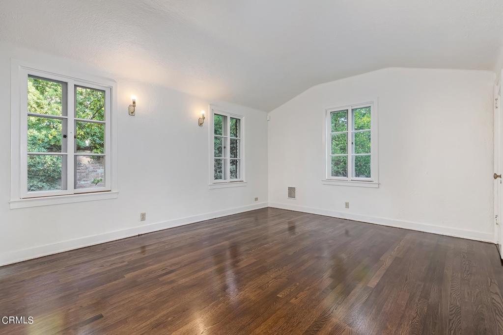 1506 E California Boulevard