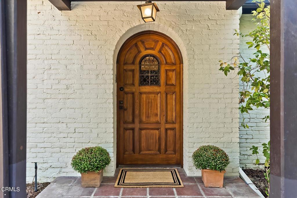 1506 E California Boulevard