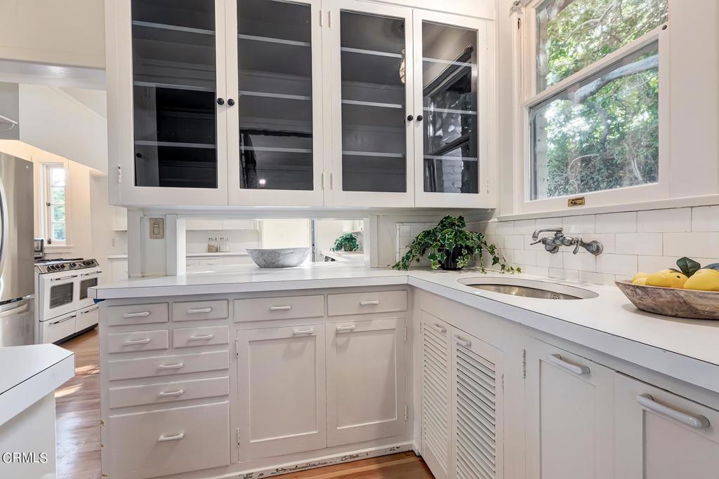 1506 E California Boulevard