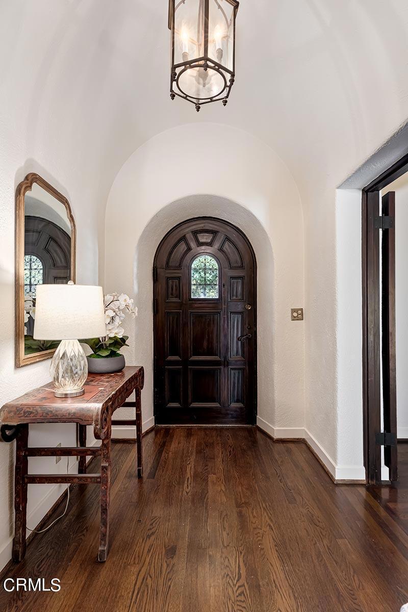 1506 E California Boulevard