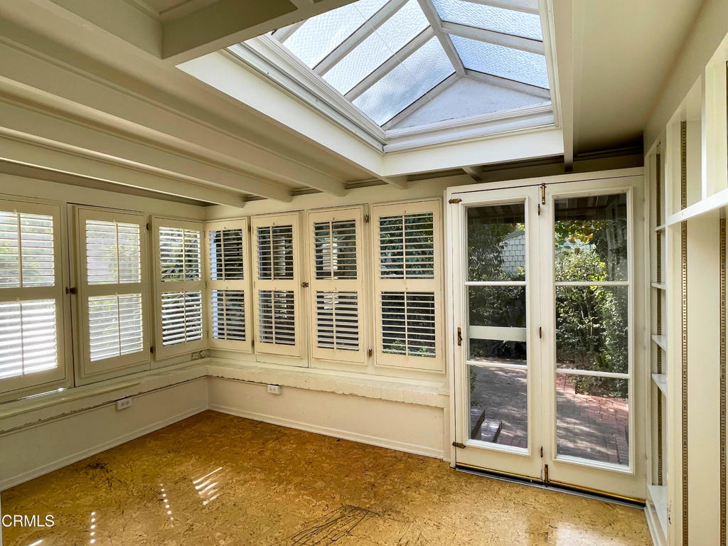 31 Oak Knoll Gardens Drive