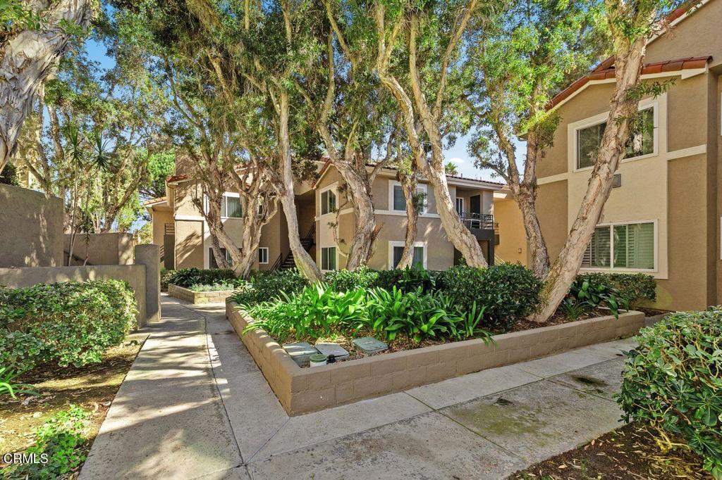 7565 Charmant Drive 517