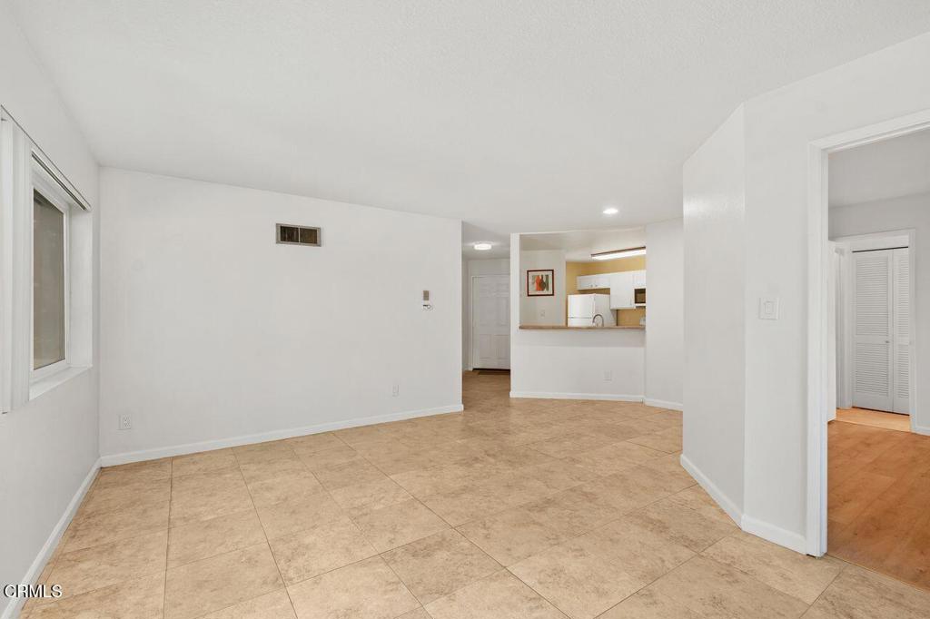 7565 Charmant Drive 517