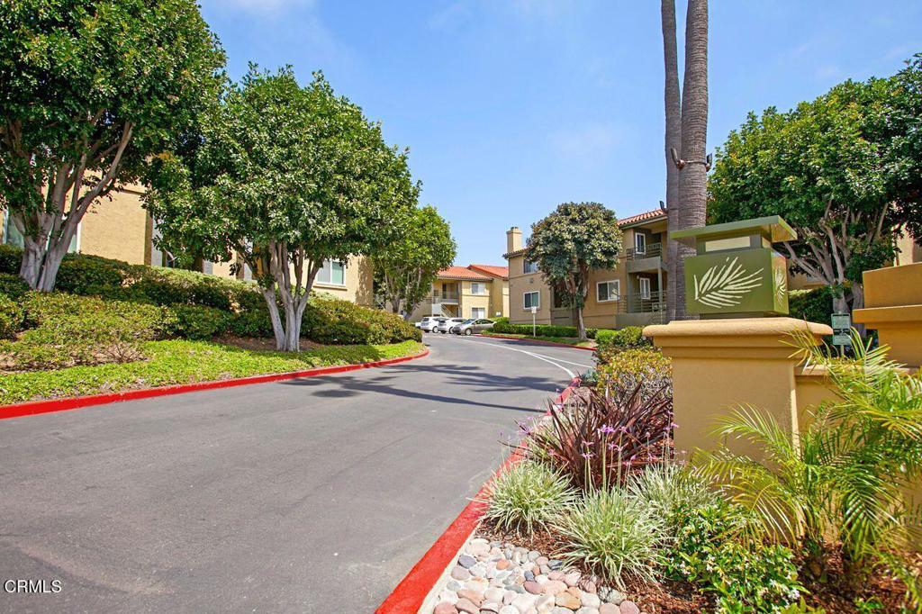 7565 Charmant Drive 517