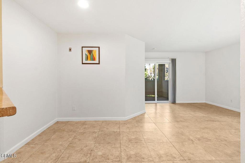 7565 Charmant Drive 517