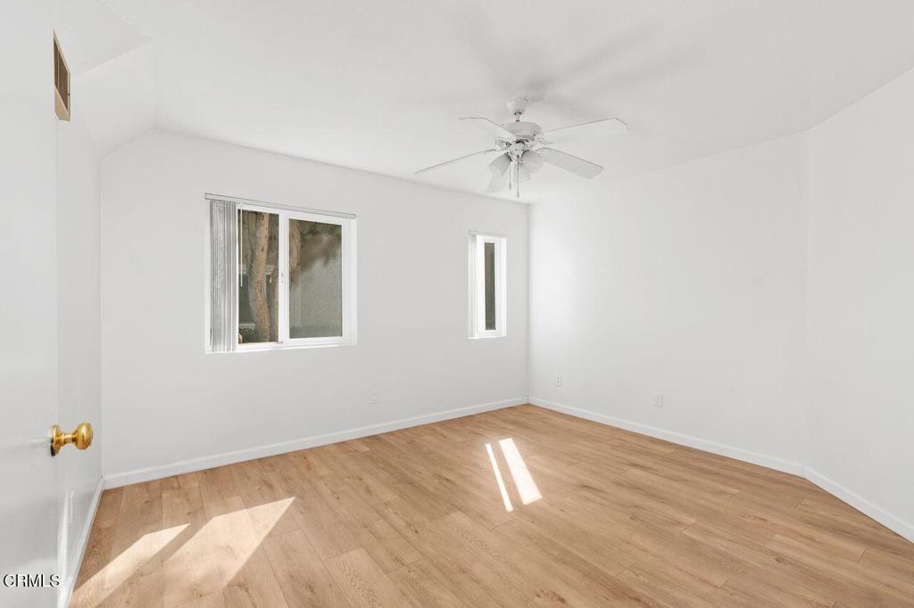 7565 Charmant Drive 517