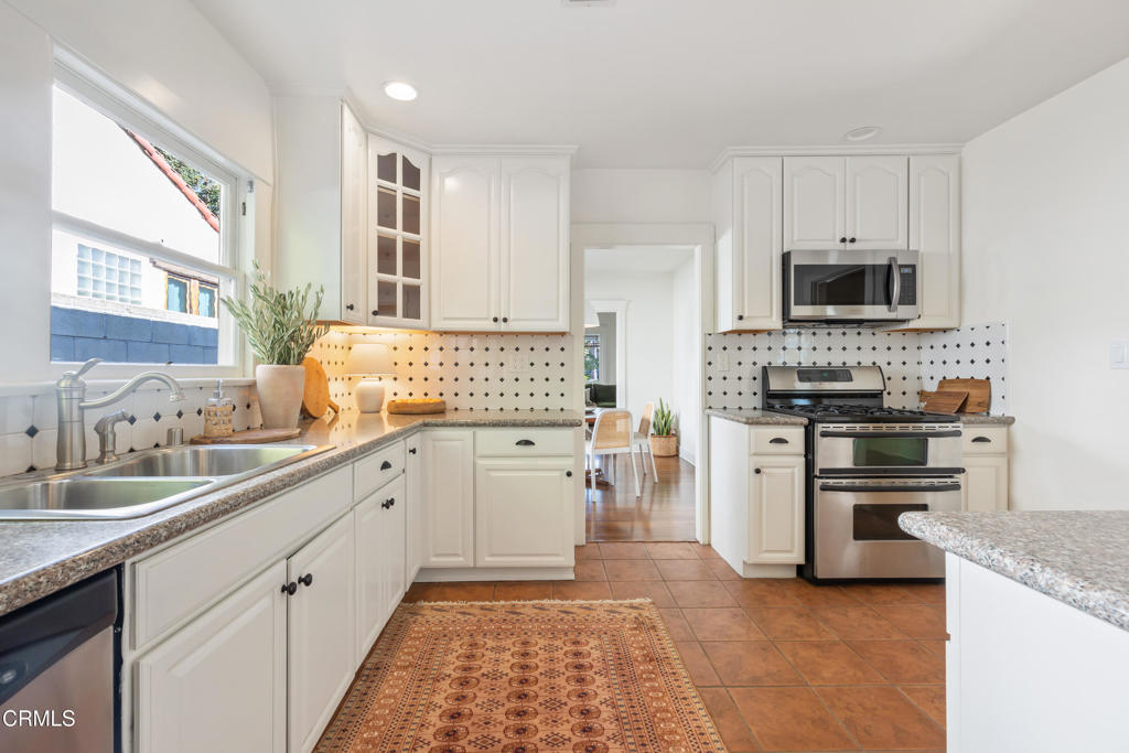 1831 N Michigan Avenue