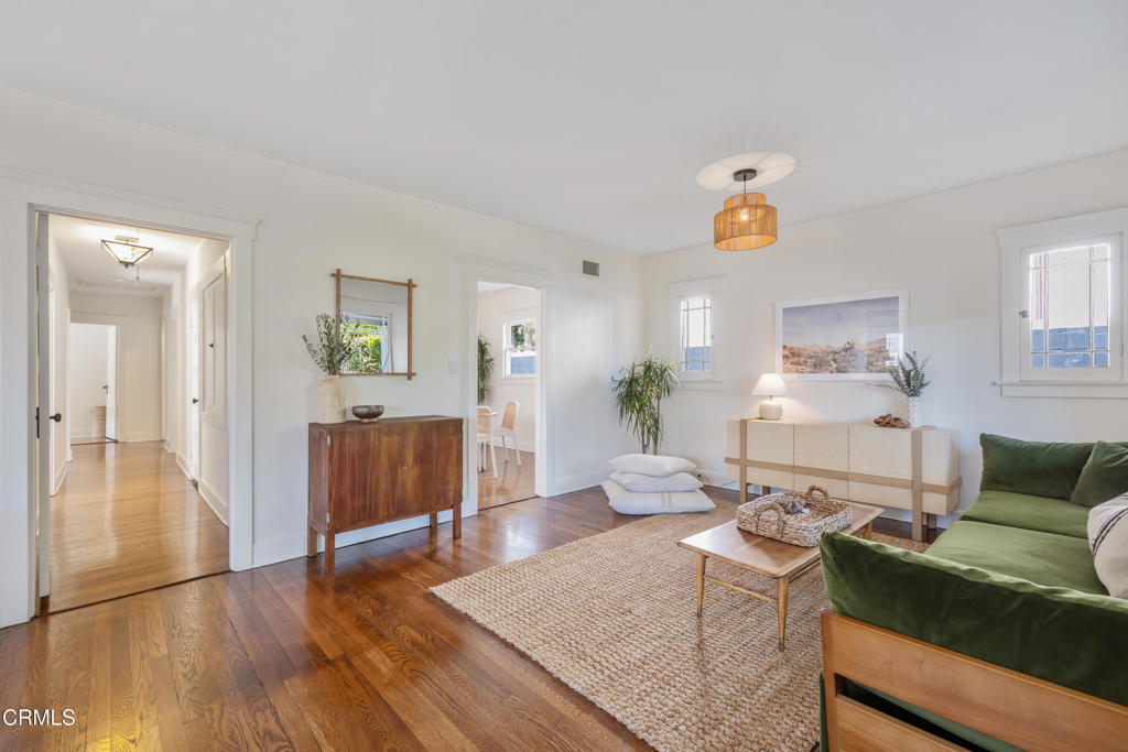 1831 N Michigan Avenue