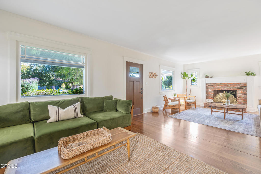 1831 N Michigan Avenue