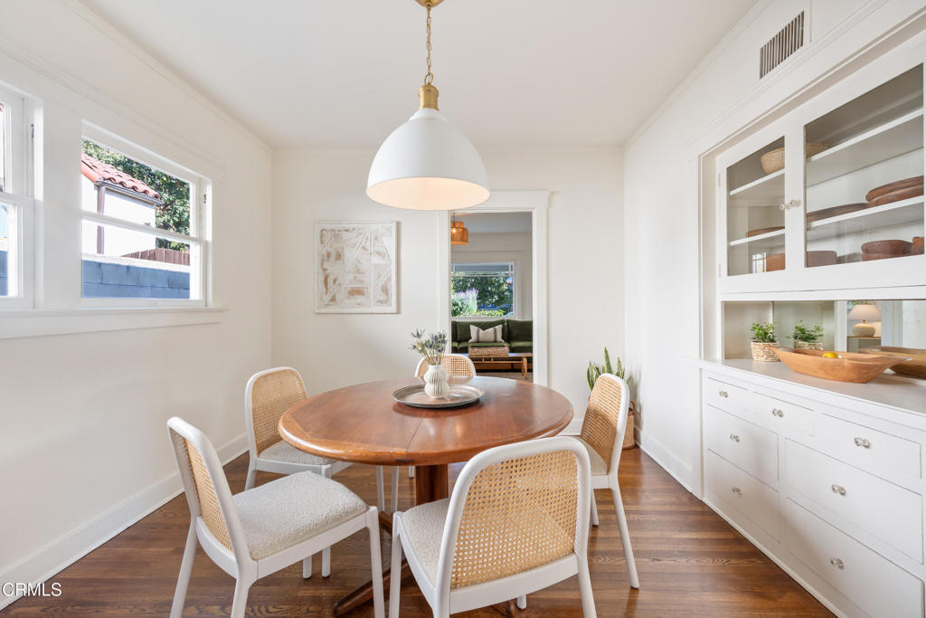 1831 N Michigan Avenue