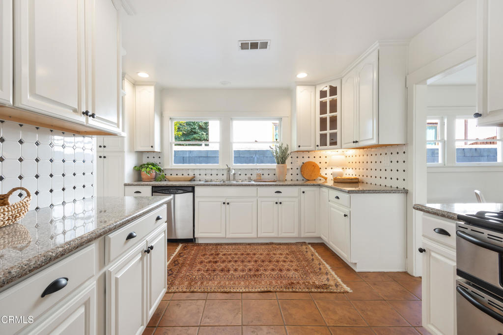 1831 N Michigan Avenue