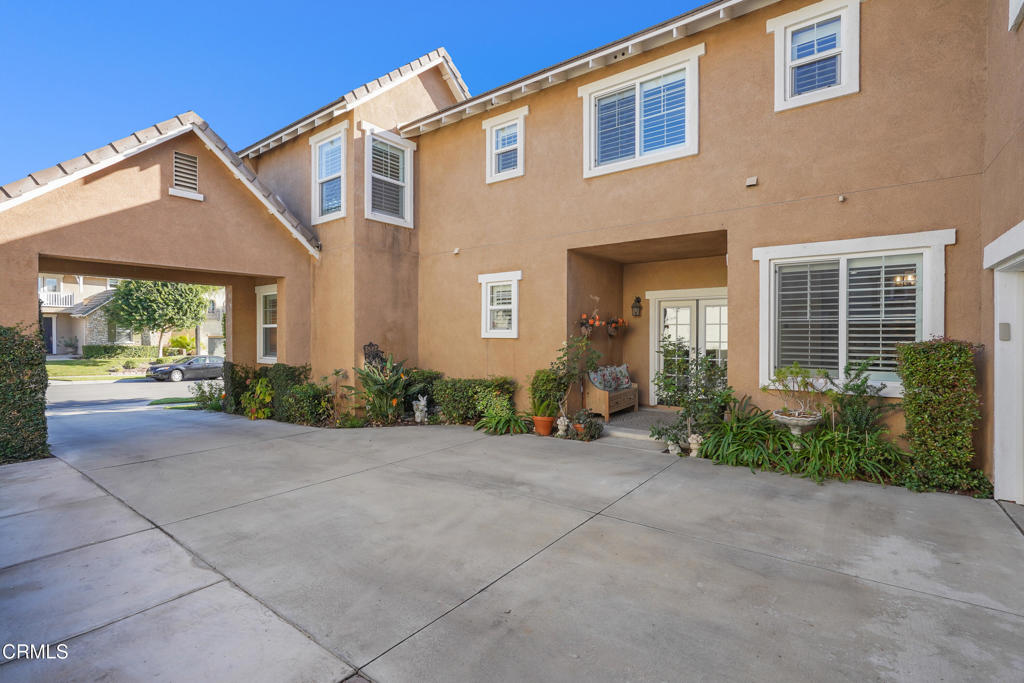 1727 Crebs Way