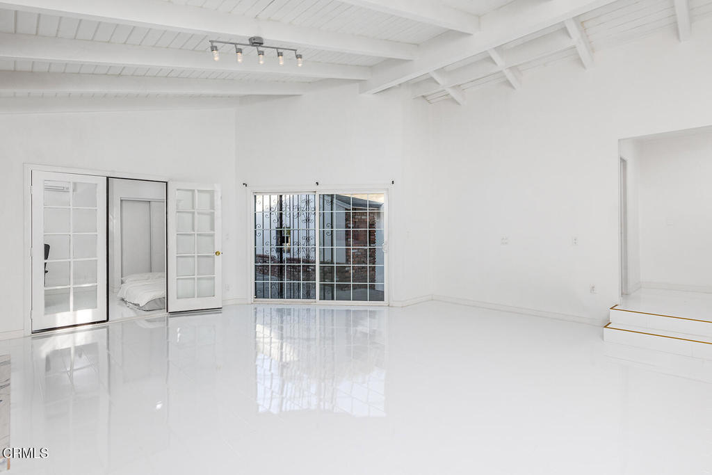 1105 Alhambra Road C