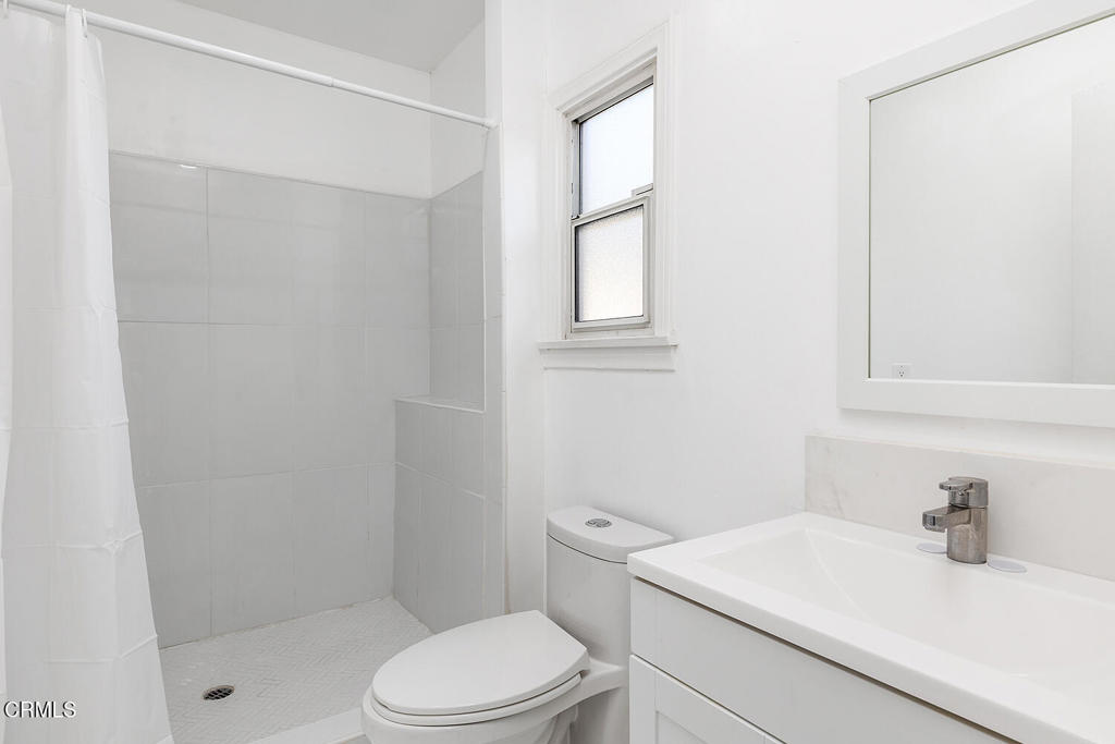 1105 Alhambra Road C