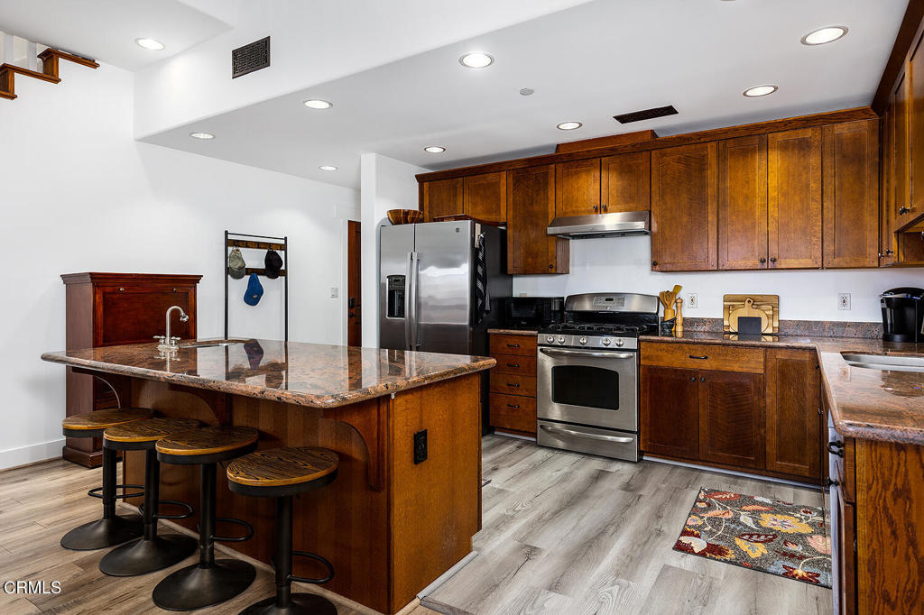 134 N Vermont Avenue A