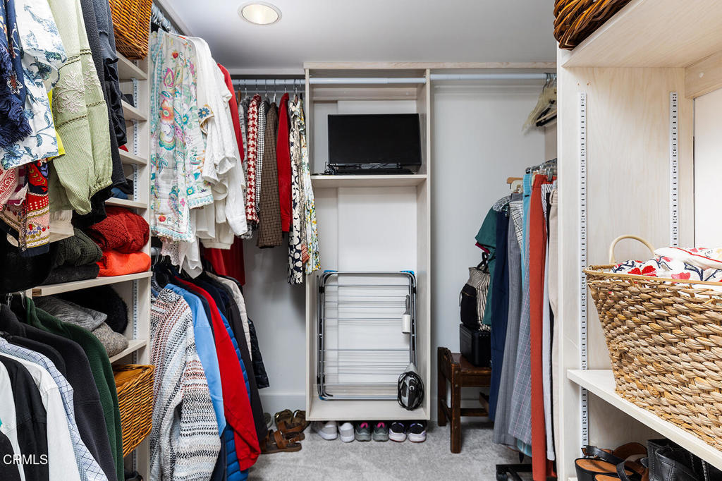 134 N Vermont Avenue A