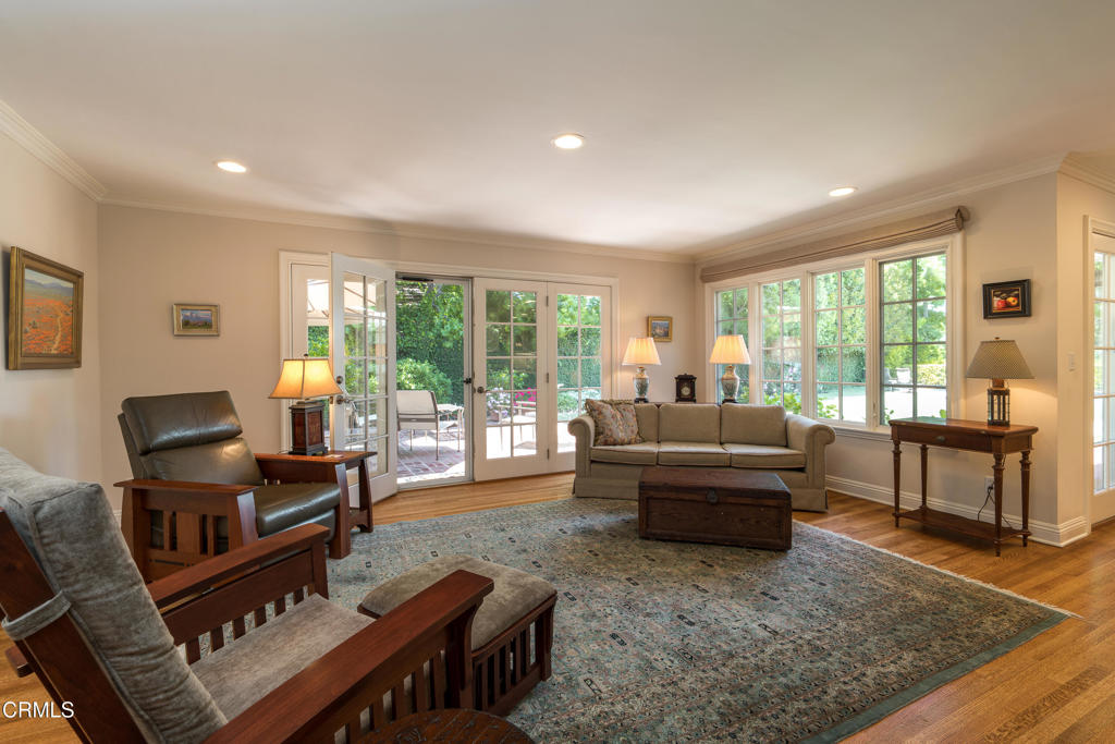 1620 Oak Grove Avenue