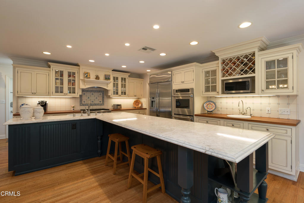 1620 Oak Grove Avenue