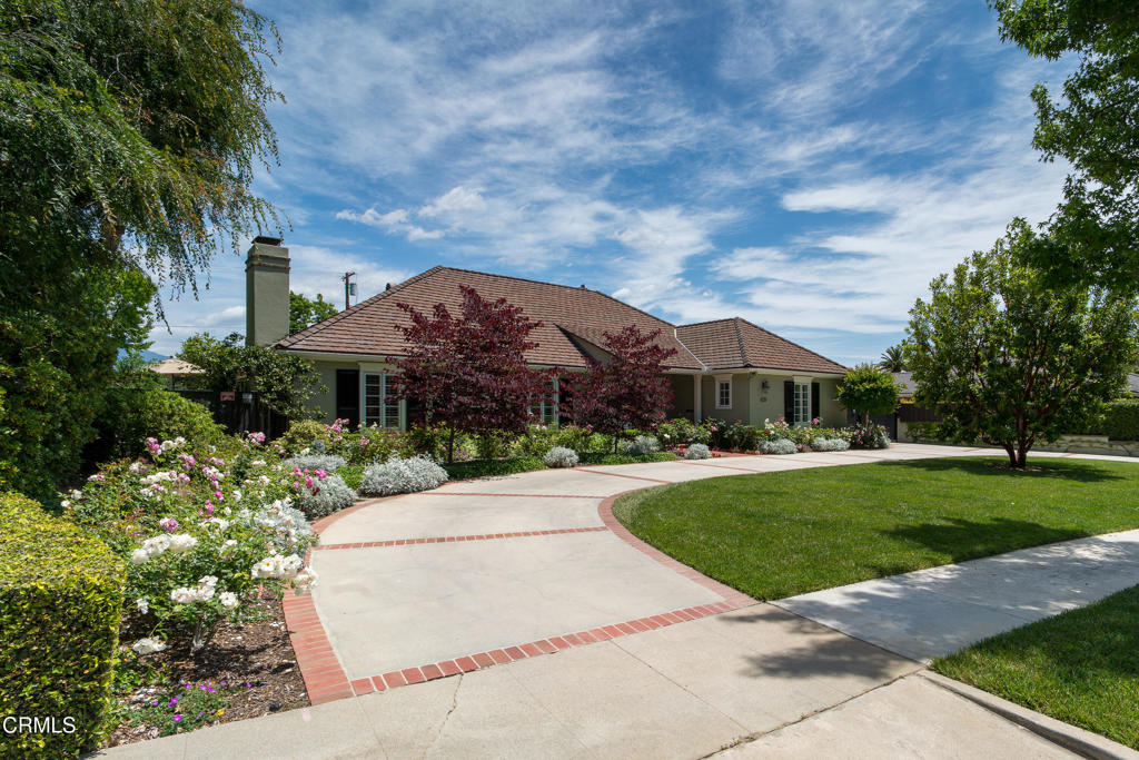 1620 Oak Grove Avenue