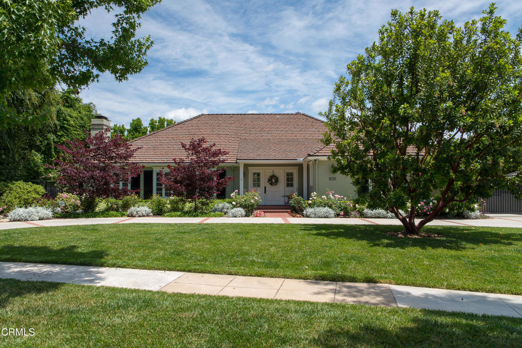 1620 Oak Grove Avenue