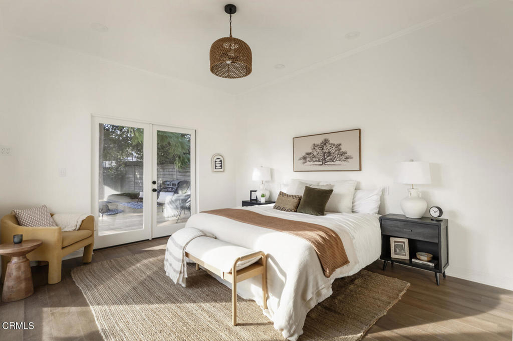 1525 Coolidge Avenue