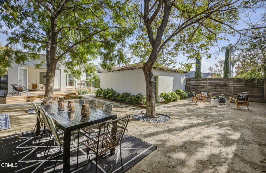 1525 Coolidge Avenue