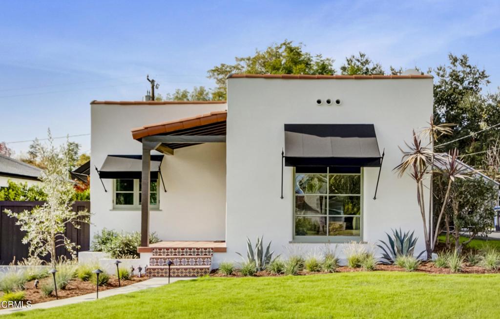 1525 Coolidge Avenue