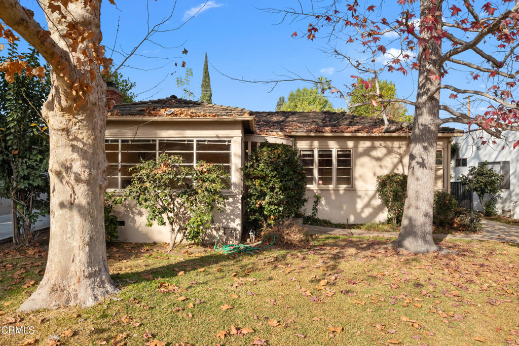 629 Los Olivos Drive