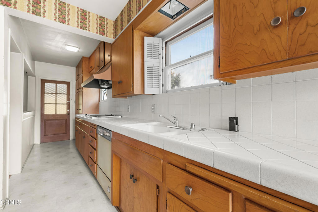 629 Los Olivos Drive