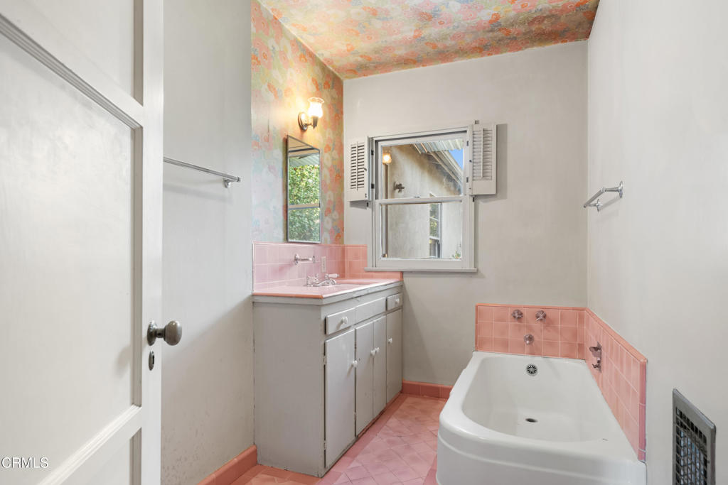 629 Los Olivos Drive