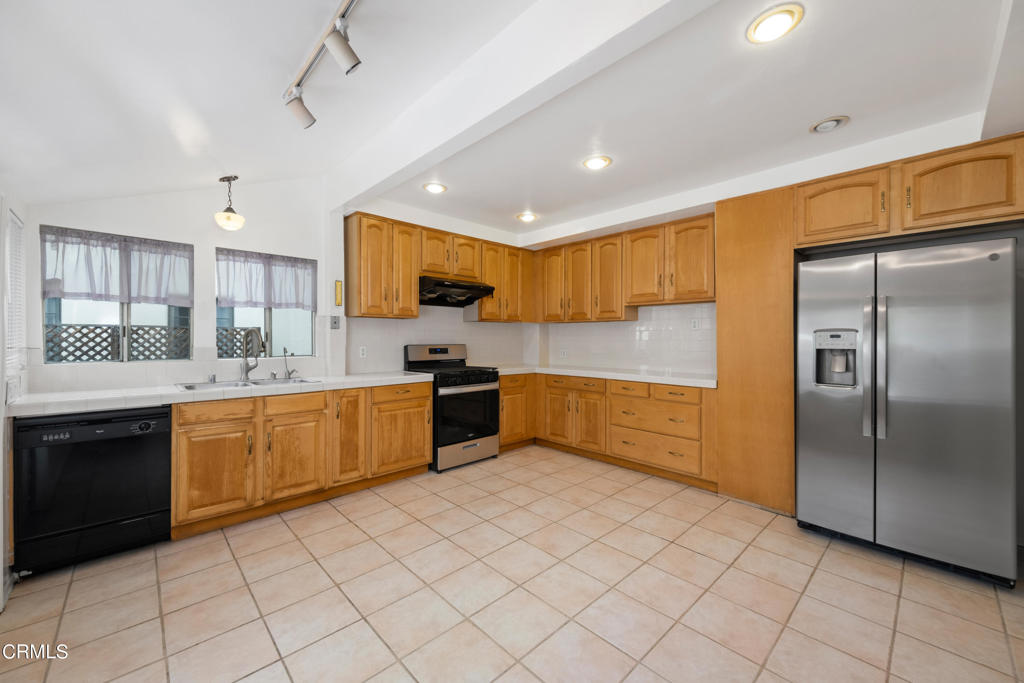 1941 Fletcher Avenue